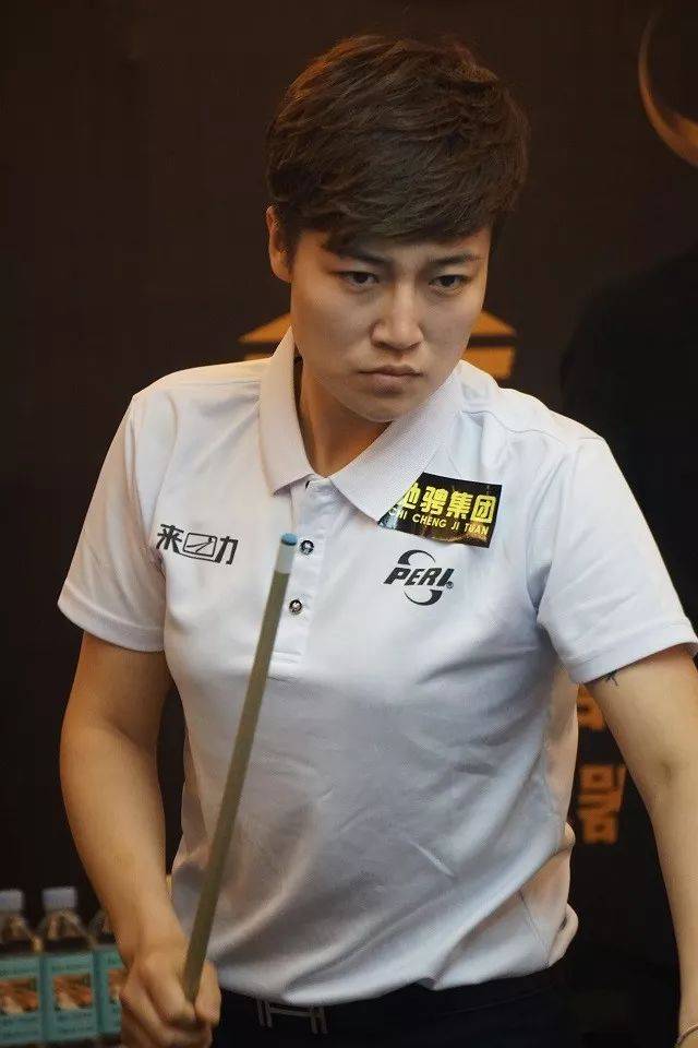 评论风格边 评论风格边